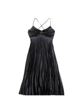 Elegant Black Pleated Dress